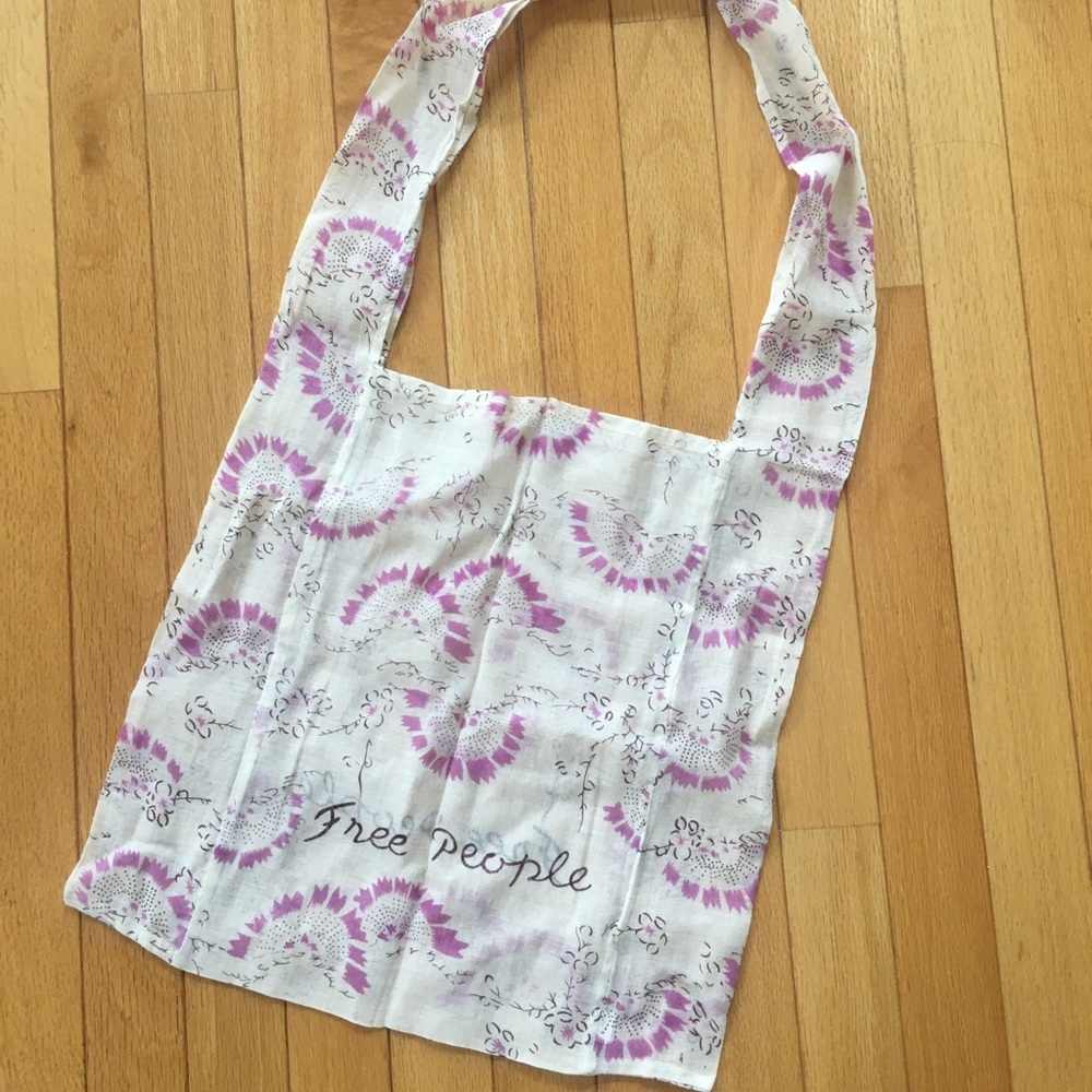 Bag FREE w/ any Free People purchase